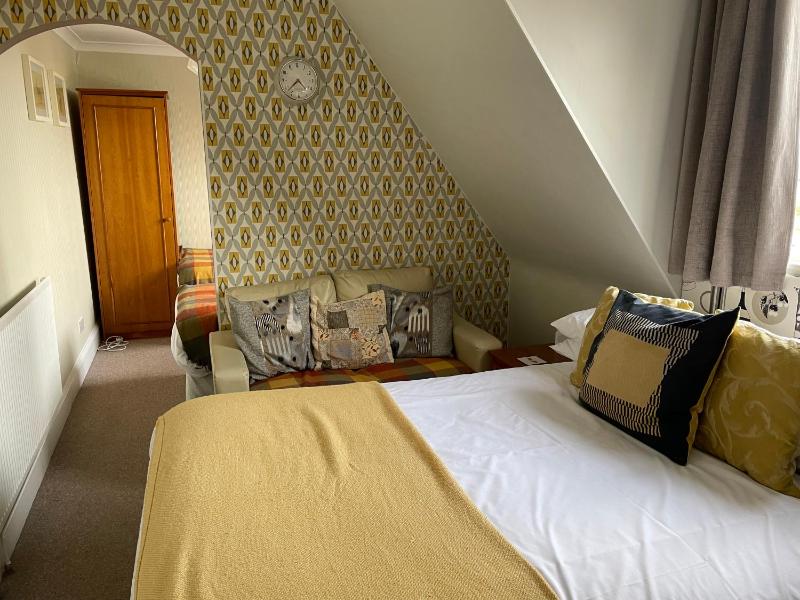 Family Room with Sea View image 1