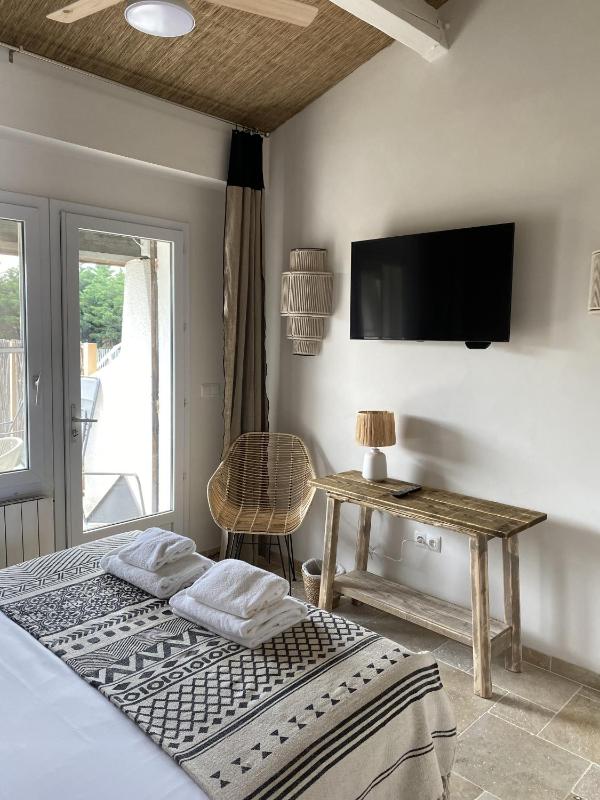 Superior Double Room image 1