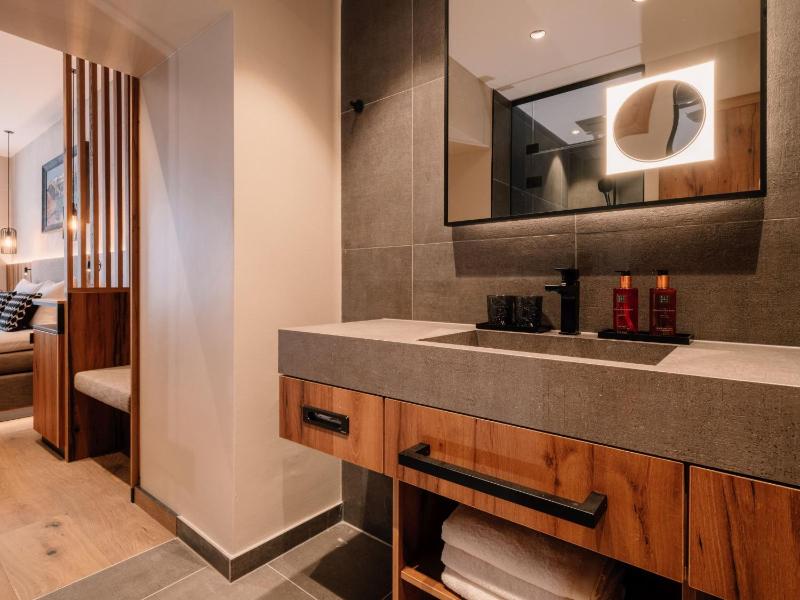 Superior Double Room image 3