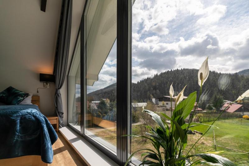 Apartamenty dla rodzin z sauną bawialnią i widokiem na Skrzyczne - Dream Apart Marron - image 27