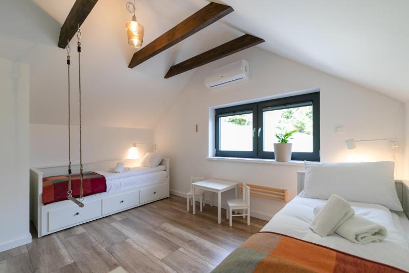 Apartamenty dla rodzin z sauną bawialnią i widokiem na Skrzyczne - Dream Apart Marron - image 38