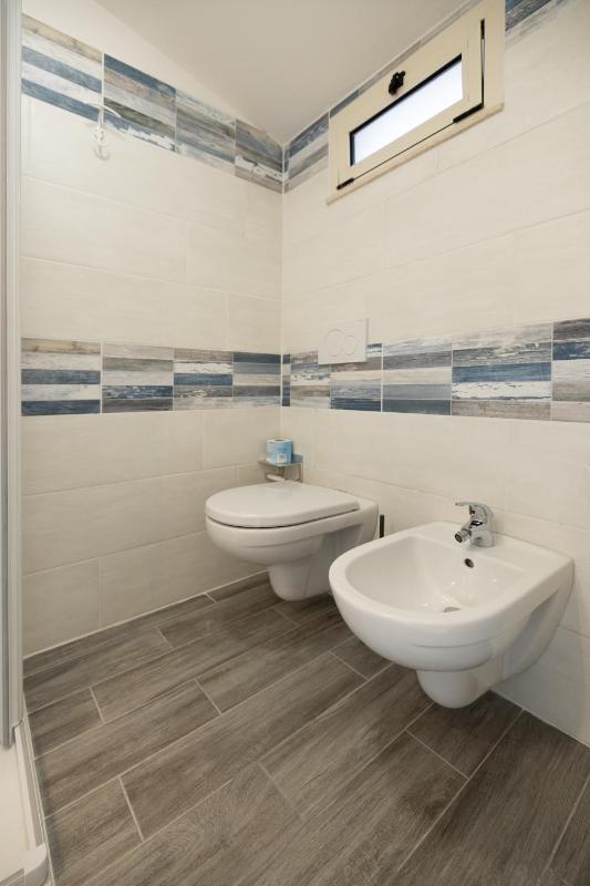 Single Room with Private Bathroom image 3