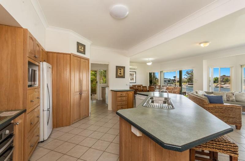 Ponderosa - Pet-Friendly Waterfront Luxury with a Private Pontoon - Holiday Yamba - image 7