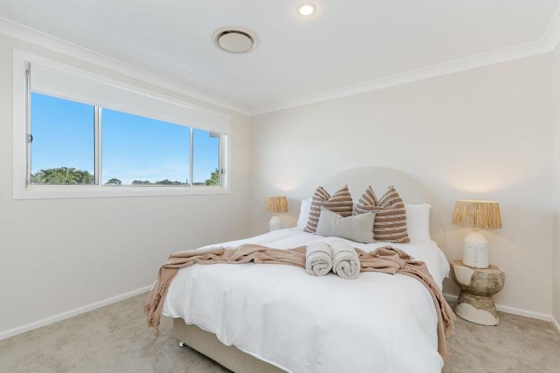 Salty Dayz - Designer Waterfront with Private Pontoon & Pool - Holiday Yamba - image 24