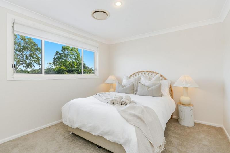 Salty Dayz - Designer Waterfront with Private Pontoon & Pool - Holiday Yamba - image 16