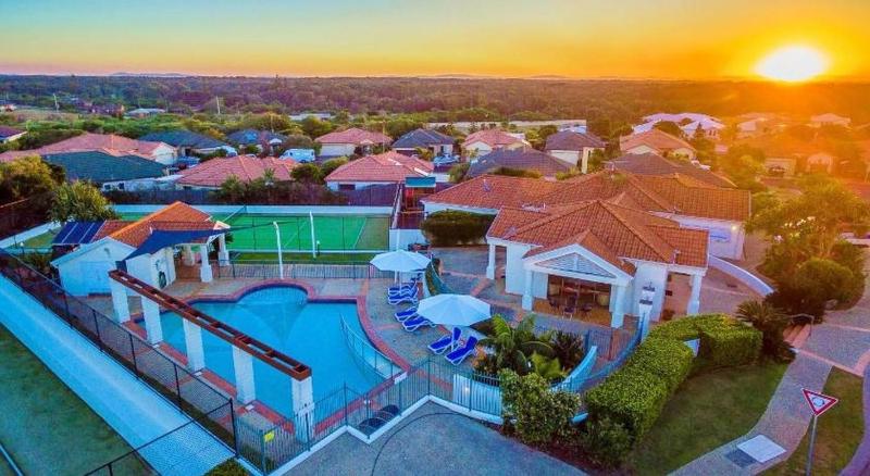 Villa 63 - Resort Style Living Near Pippi Beach - Holiday Yamba - image 10
