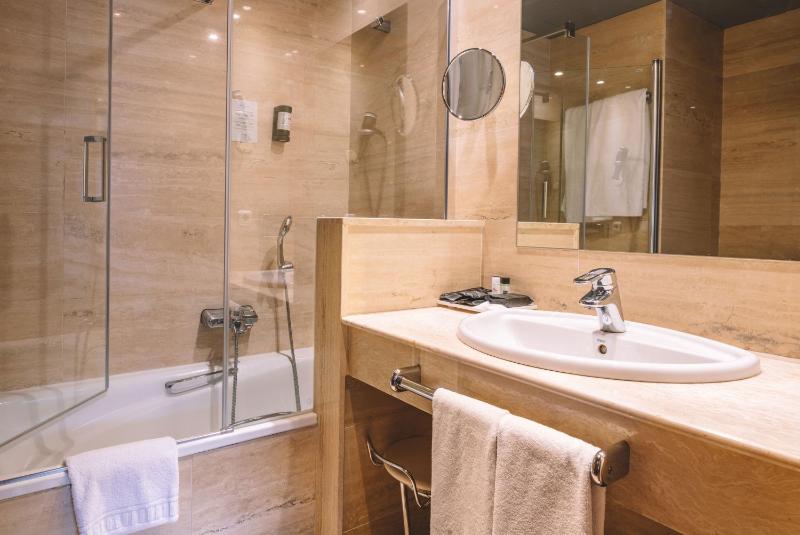 Junior Suite (3 adults) image 2