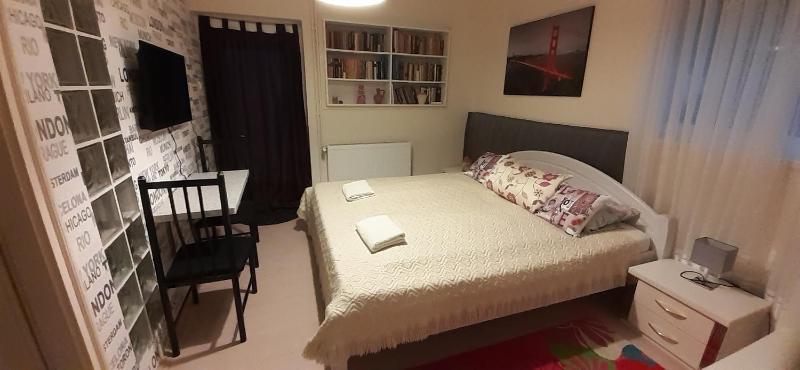 Family Apartment (4 Adults + 2 Children) image 3