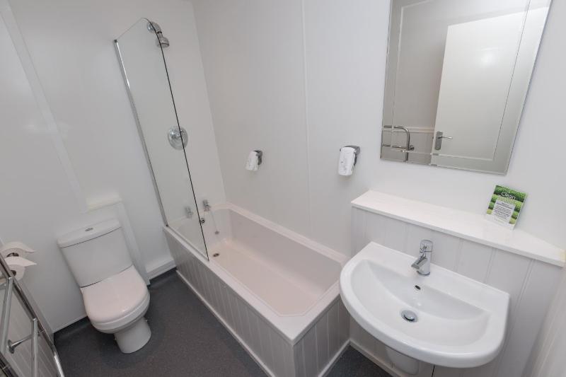 Standard Twin Room image 2