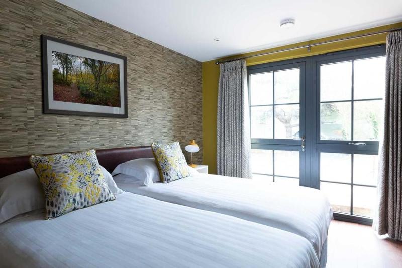 Two-Bedroom Apartment image 3
