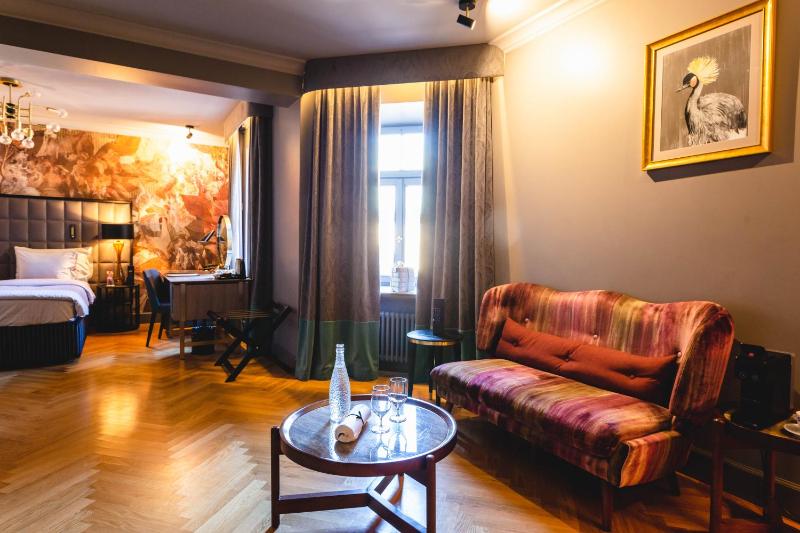 Superior Double Room image 3