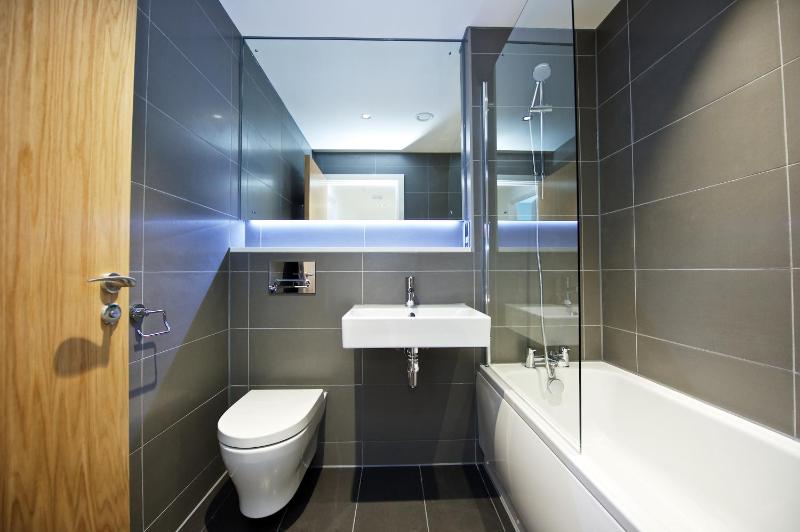 Two-Bedroom Apartment Sleeps 6 image 2