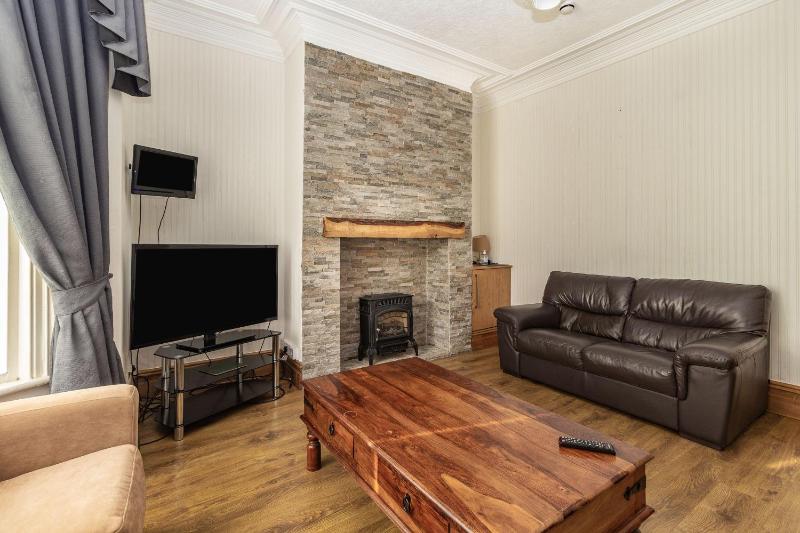 Cherry Tree House - image 10