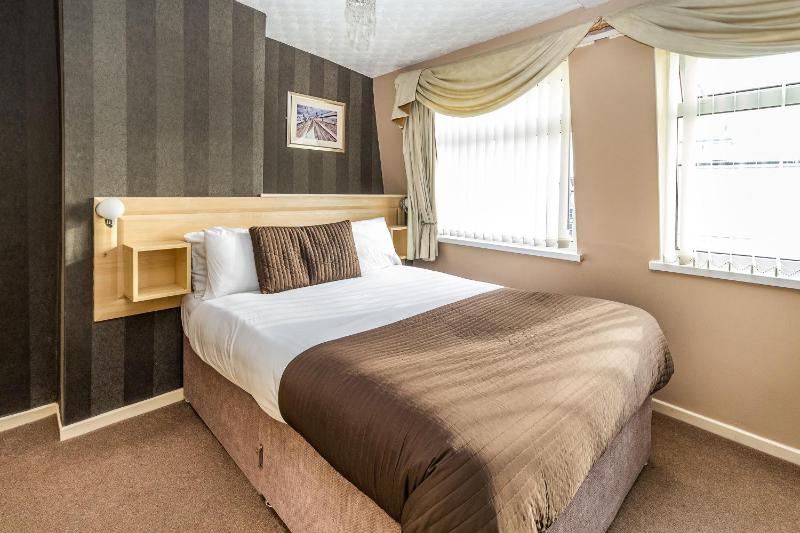 Cherry Tree House - image 17