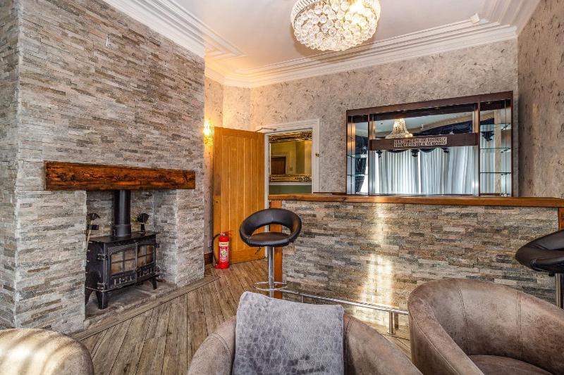 Cherry Tree House - image 4
