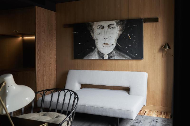 Suite image 3