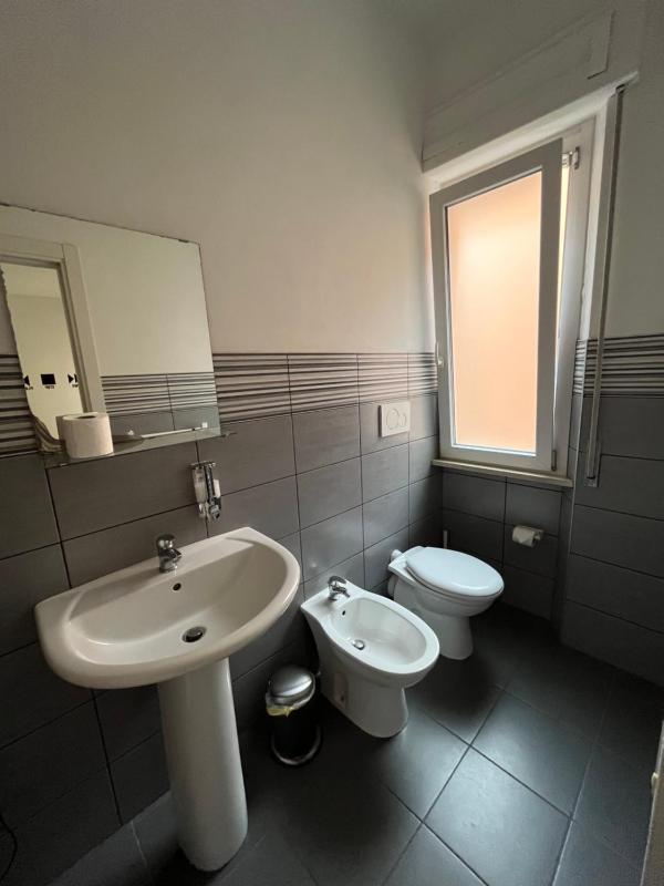 Triple Room with Private Bathroom image 4