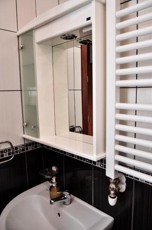 Studio with Terrace image 4