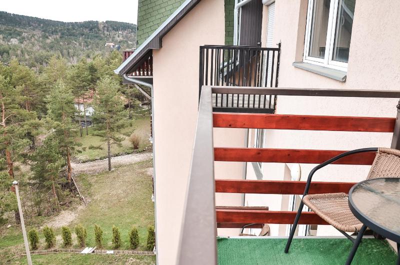 Apartment with Mountain View image 4