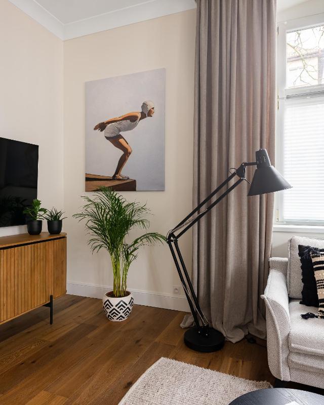 Grand21 by OneApartments Premium - image 18