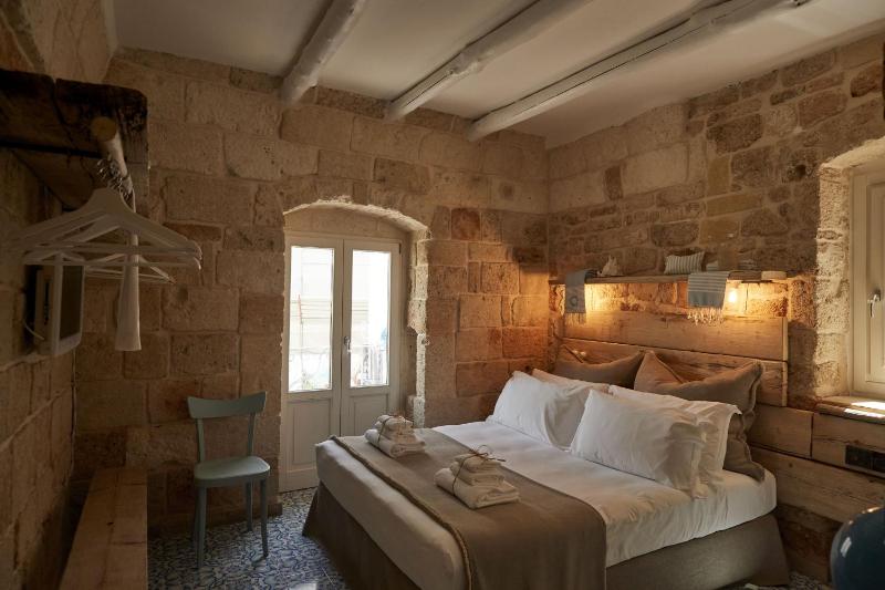 Superior Double Room image 1