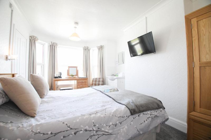 Estuary Double Room image 4