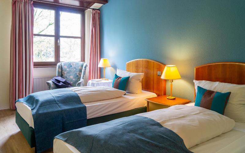 Standard Single Room image 4