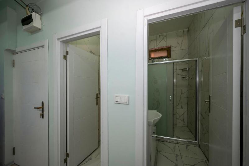 XALİLA HOSTEL & CAFE LADİES ROOM - image 3