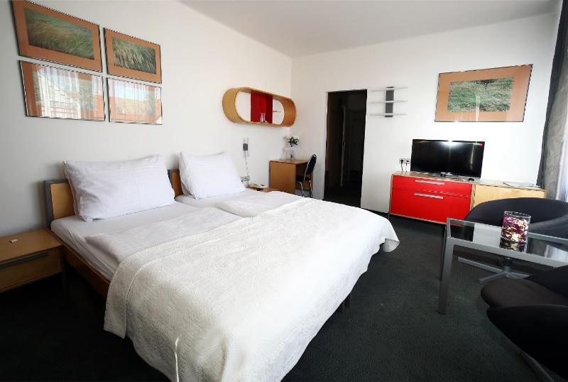 Budget Double or Twin Room image 1
