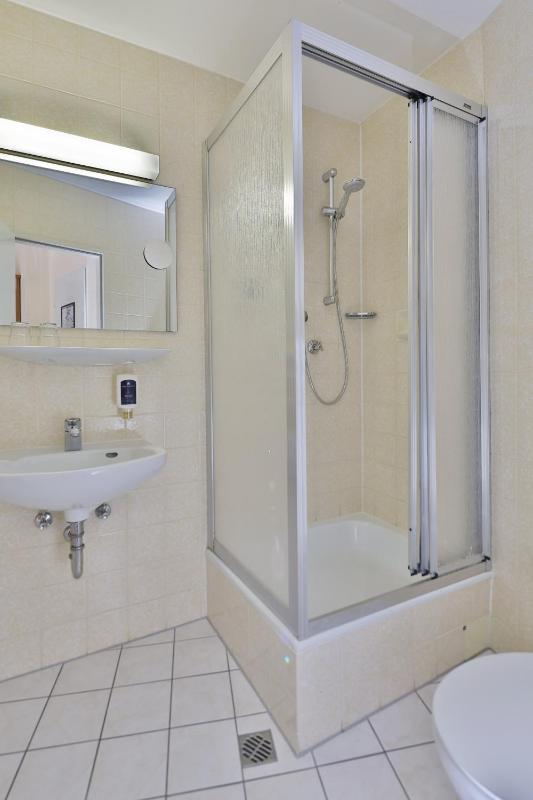 Standard Double Room - Free City Ticket image 4