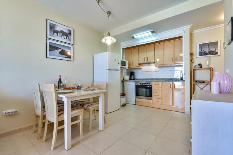 Apartamentos Ambar Beach (1-8º-B) - image 12