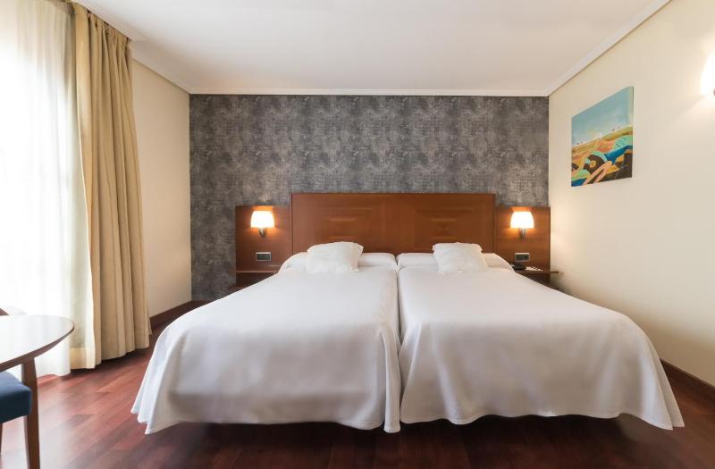 Superior Double Room with free access to Solarium image 3
