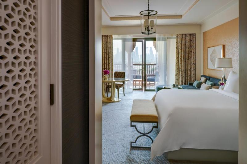 Dubai Premium Skyline Room King image 3