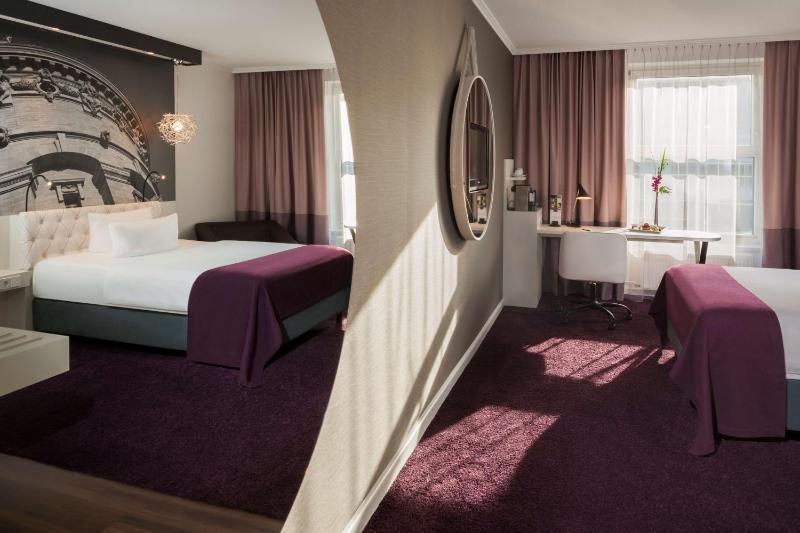 Superior Double Room image 4