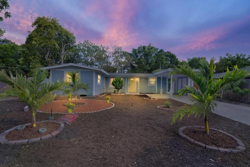 Private Cozy Sarasota Home home - image 22