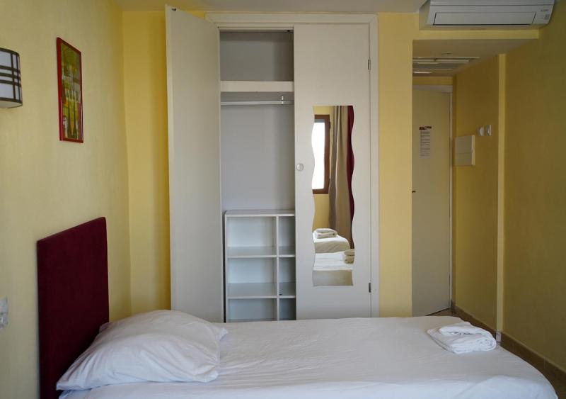 Das Hostal - image 27