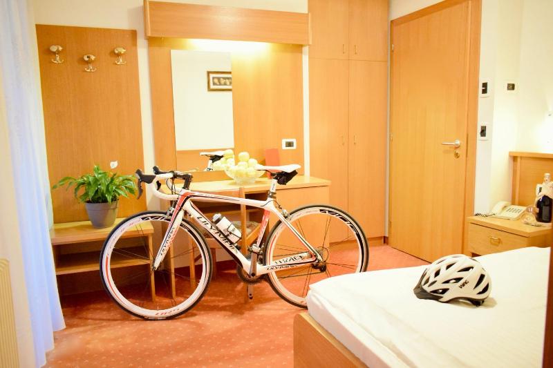 Single Room with Balcony image 1