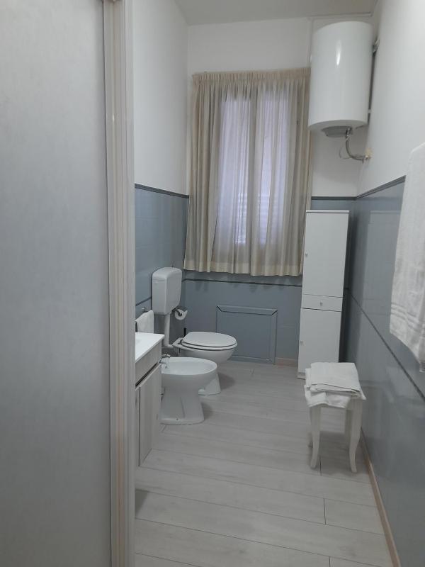 Two Connecting Double Rooms image 2