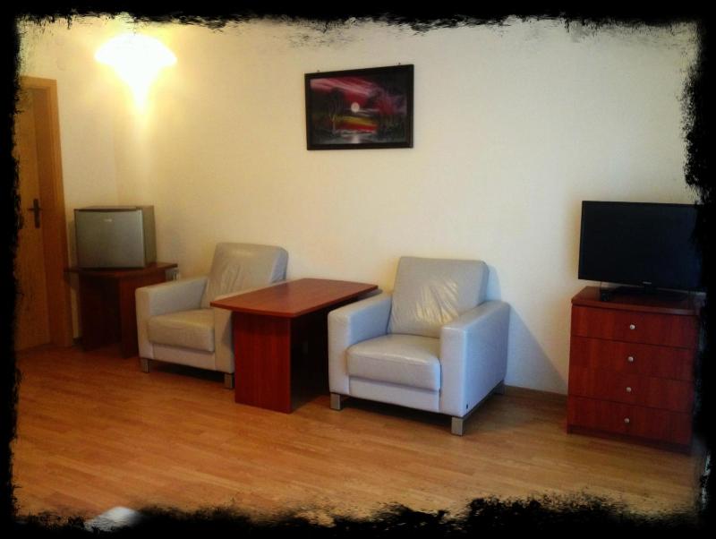 One-Bedroom Apartment (2 Adults) image 3