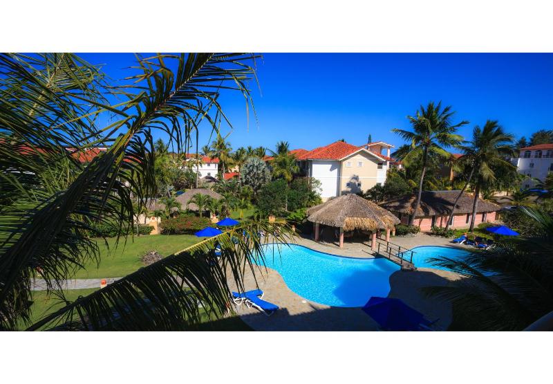 Ocean Dream Beachfront Studio with Balcony - image 3