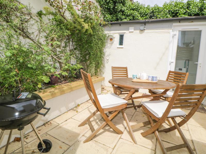 Saltwater Cottage - image 6