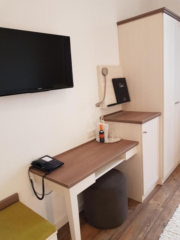 Single Room image 1