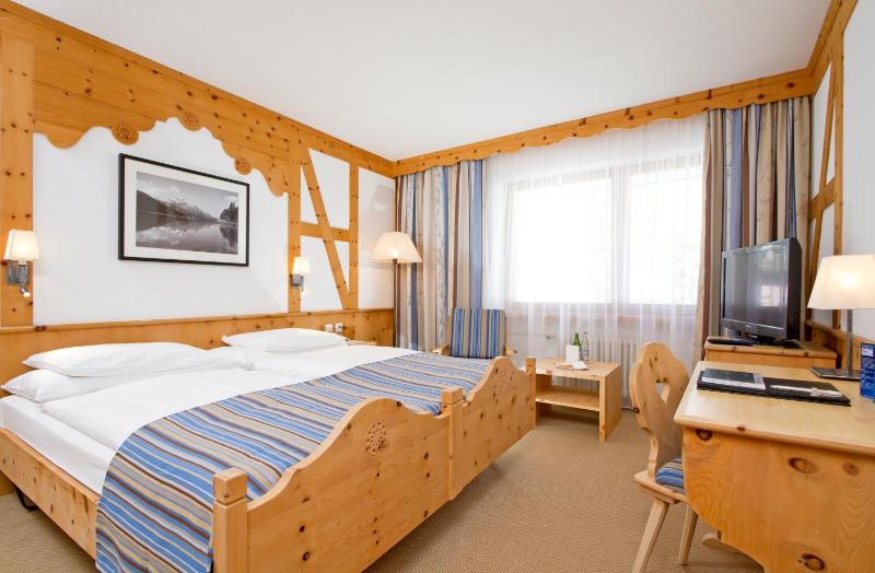 Economy Double Room image 2