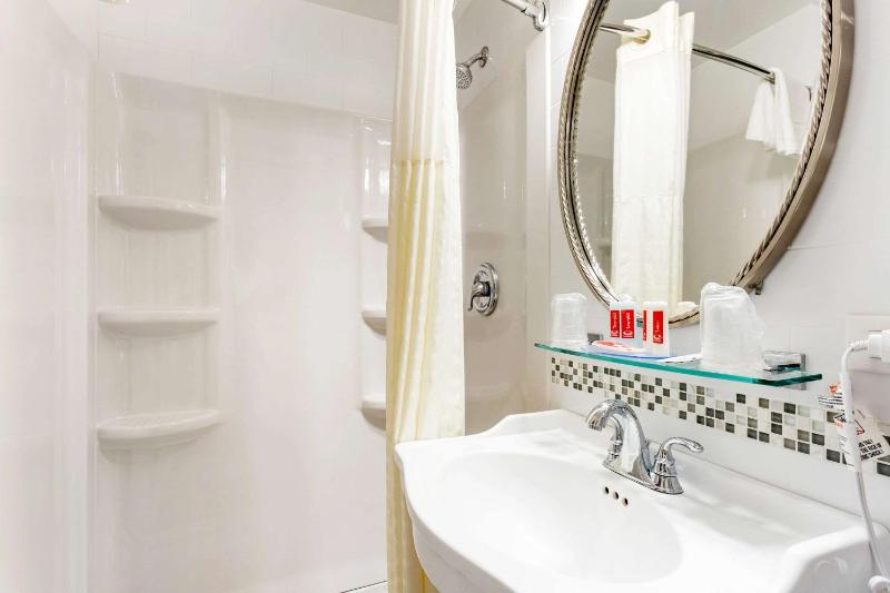 Double Room with Two Double Beds - Non-Smoking image 2