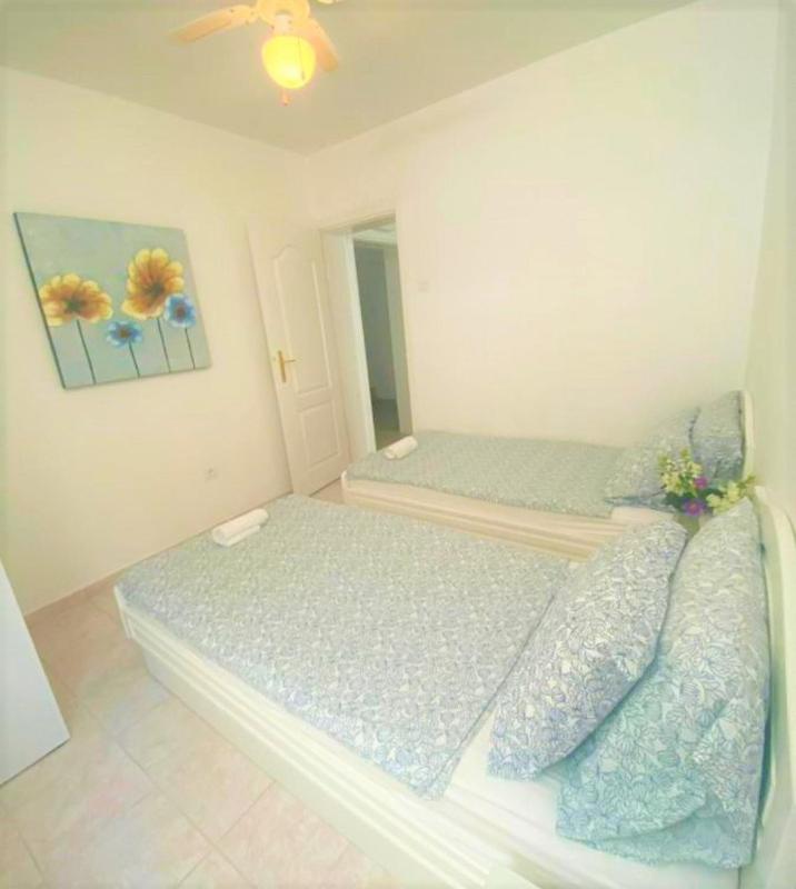 Two-Bedroom Apartment image 4