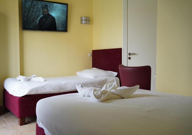 Das Hostal - image 7