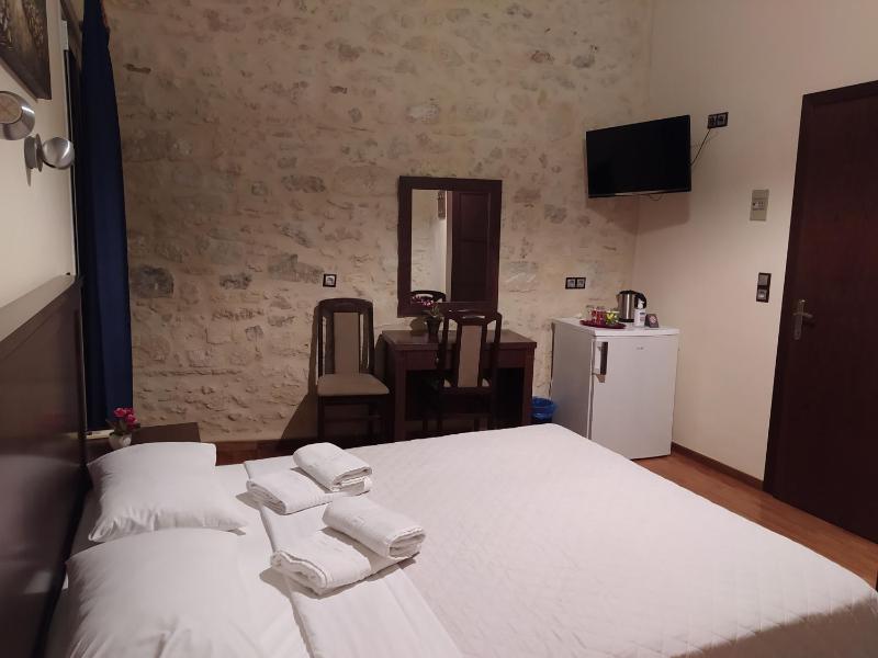 Superior Double Room with Terrace image 1
