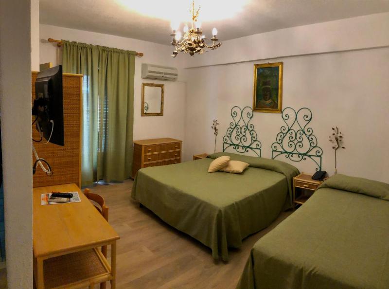 Triple Room image 1