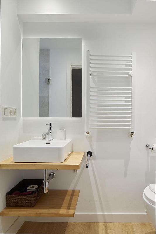 Malibu - Basque Stay - image 6