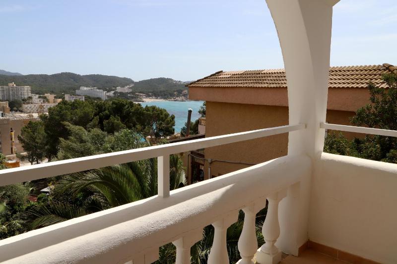 Apartment with Sea View (Lateral or Frontal view) image 3